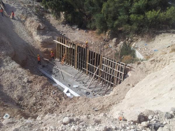שיקום וחיזוק מדרון בגשר מחוז שי כביש 1