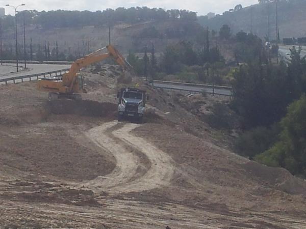 שיקום וחיזוק מדרון בגשר מחוז שי כביש 1