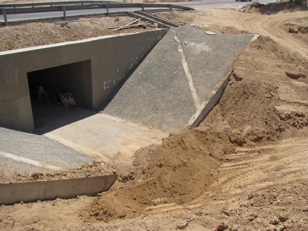 שיקום וחיזוק מעביר מים בכביש 242 - כיסופים