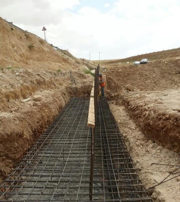 שיקום וחיזוק מעביר מים נחל אוג כביש 437