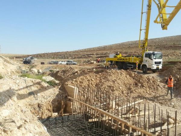 שיקום וחיזוק מעביר מים נחל אוג כביש 437