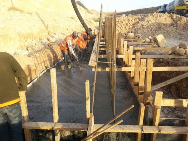 שיקום וחיזוק מעביר מים נחל אוג כביש 437