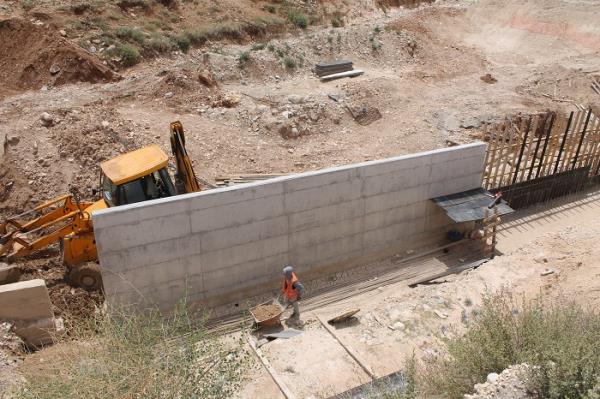 שיקום וחיזוק מעביר מים נחל אוג כביש 437